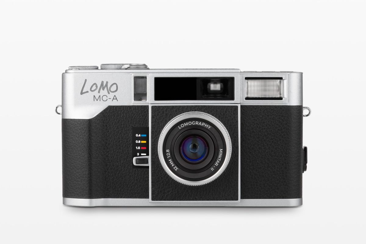 Lomography-Lomo-MC-A-35mm-Analoge-Technik-mit-moderner-Geste