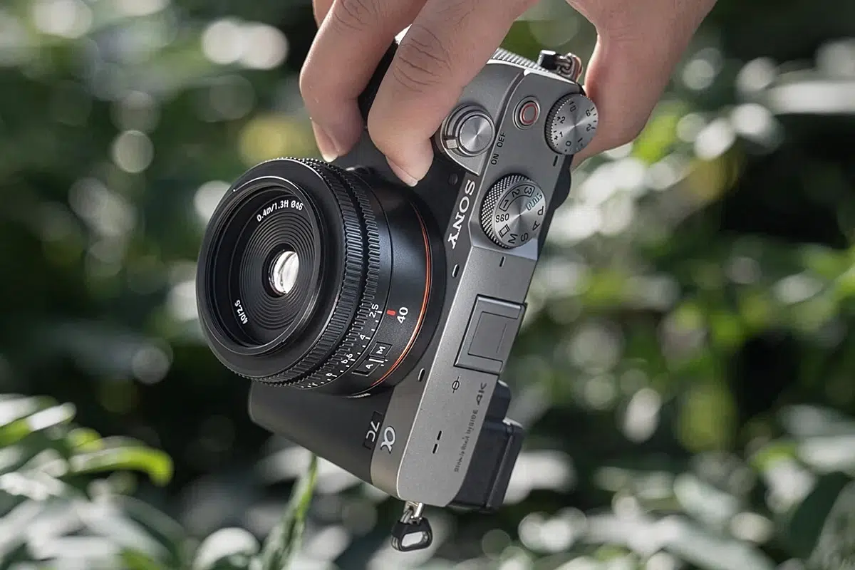 Ultraleicht-7Artisans-k-ndigt-wohl-neues-40mm-f-2-5-f-r-Vollformat-an